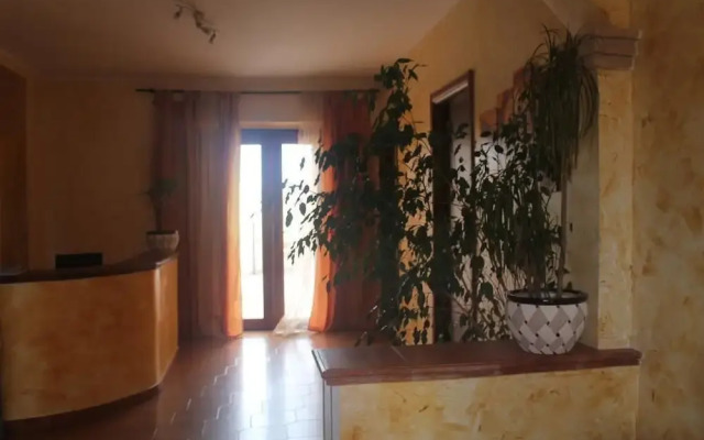 Giorgia Airport Apartment