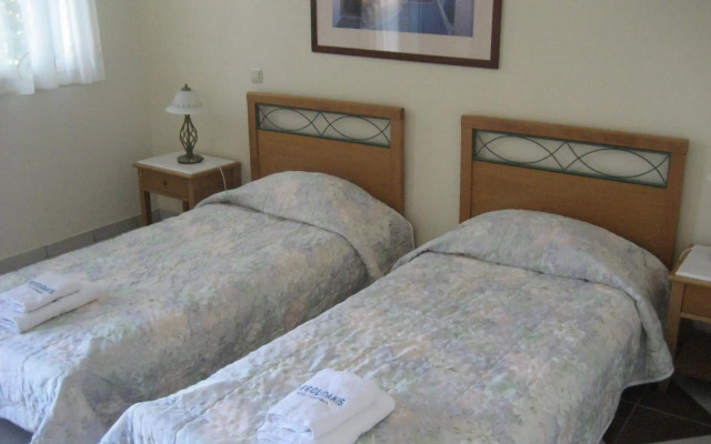 Kyveli Apartments