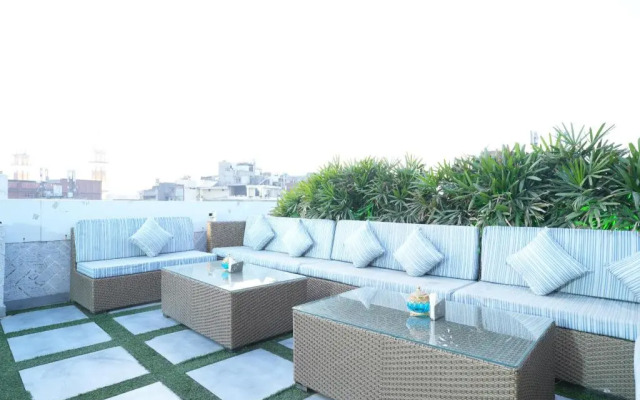 Stamps Golden Lagoon by Eight Continents