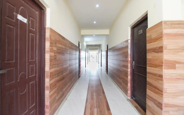 OYO 65548 Hotel Kisan Palace