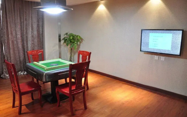 Wuhan Guochuang Chuyuan Donghu Hotel
