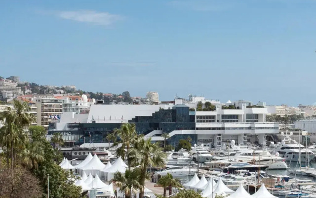 Appartement Carla sea view and Palais Des Festivals