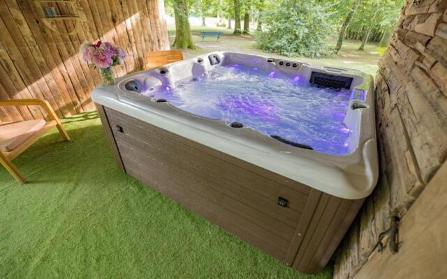 Chateau Des Ayes   Chambres & Suites