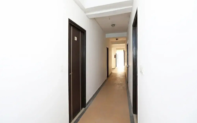 OYO 11392 The Hotel Grand Hospitality