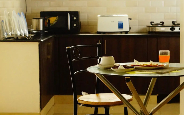 Eben Service Apartment