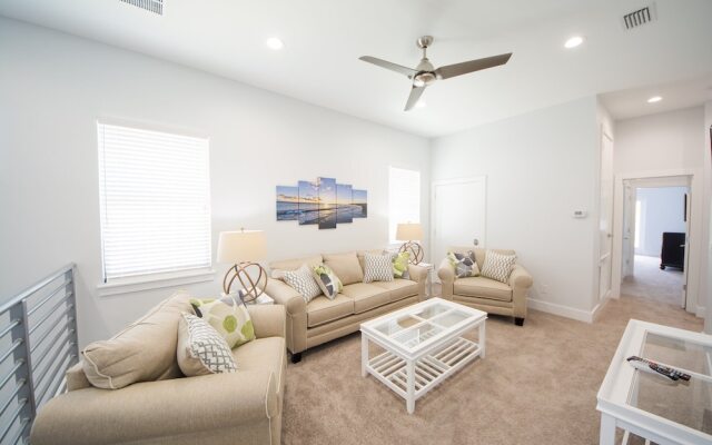 7BR Reunion Pool Home 1543 by OVRH