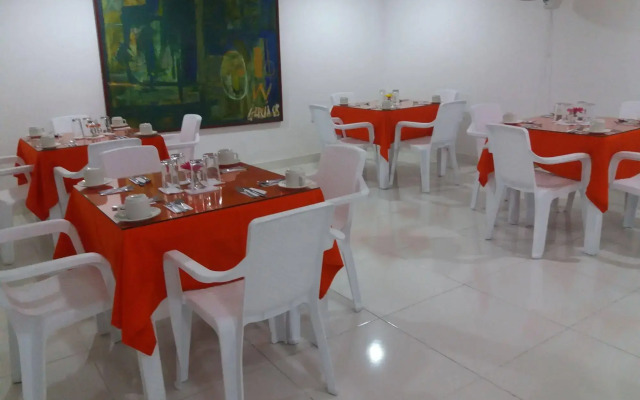 Hotel Tumburagua Inn