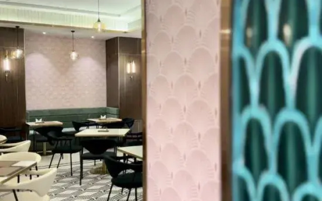 Jinjiang Metropolo Hotel (Heyuan Longchuan)