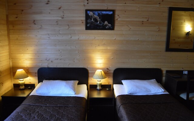 Spasatel' v Razvilke Guest House