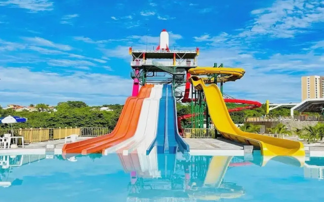 DiRoma Fiori com um dia no Acqua park