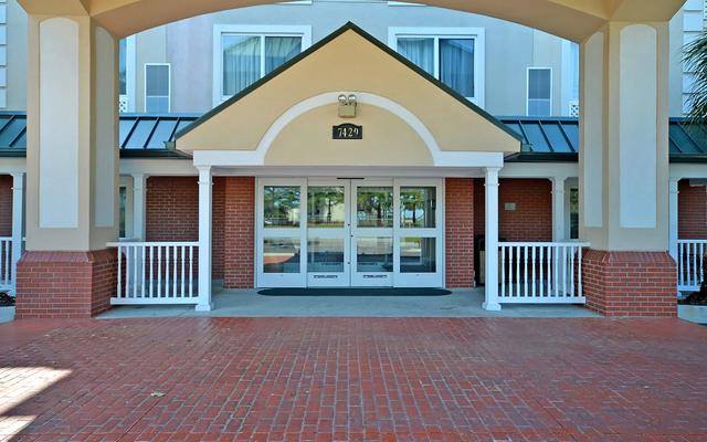 Country Inn & Suites by Radisson, Charleston North, SC