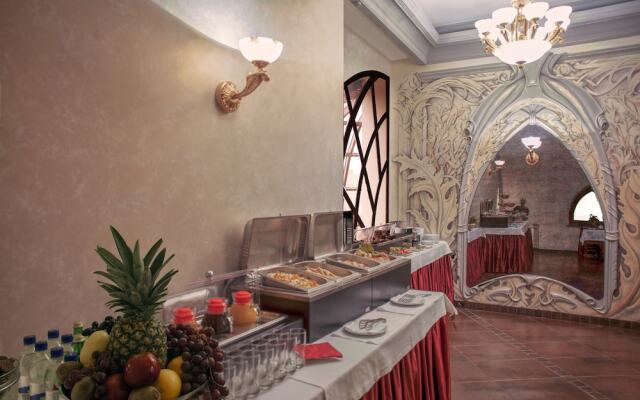 Гостиница «Старо»