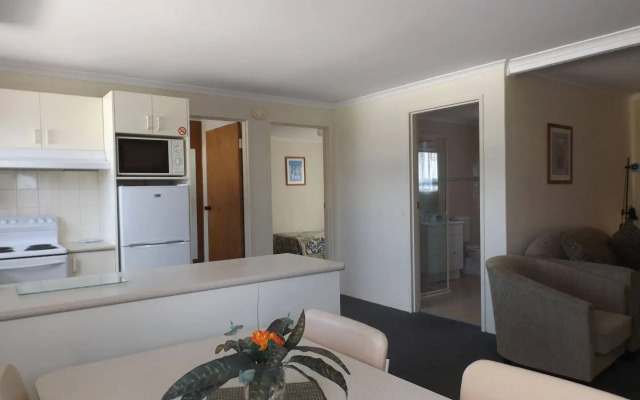 Surfside Holiday Apartments