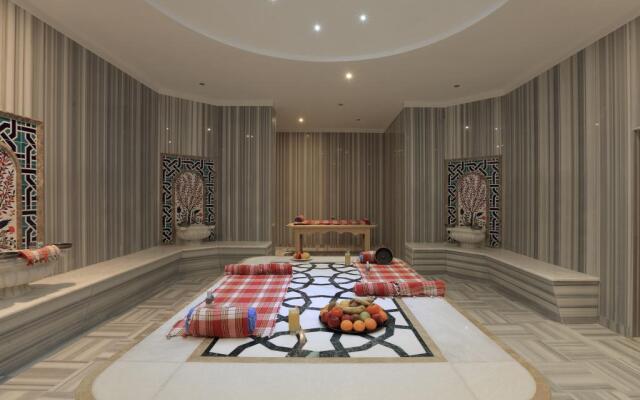 Cam Thermal Resort Spa Convention Center