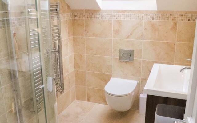 Modern 2 Bedroom In Clapham Junction