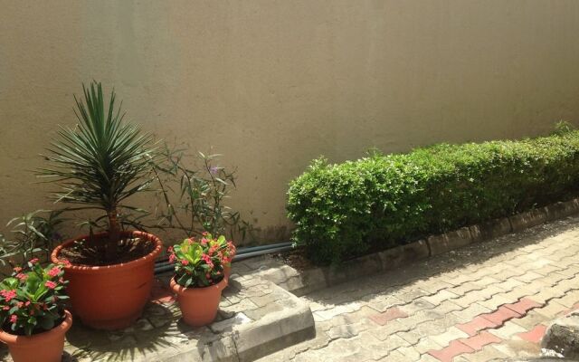 King Serve Guesthouse