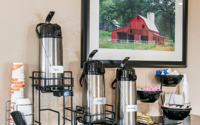Comfort Inn & Suites