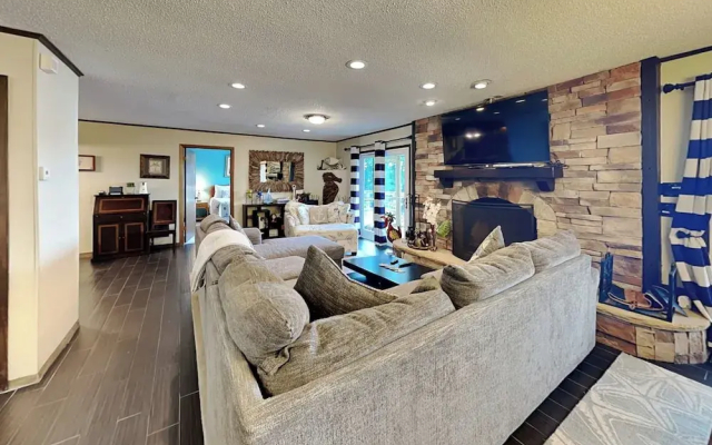 Sunset Cove by Jackson Mountain Rentals