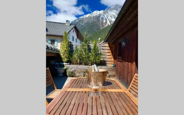 90m2 hypercentre, terrace, next to ski lift