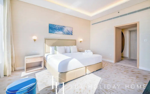 LUX Iconic Views at Palm Tower Suite 5