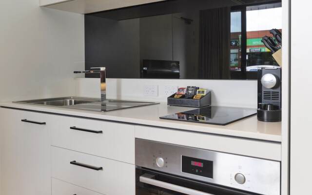 R Hotel Geelong