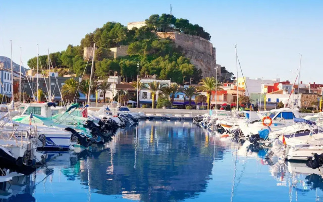 Nice Mediterranean Furnished Apartment in Altea