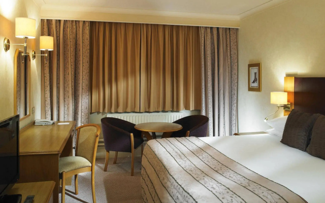 Mercure Daventry Court Hotel