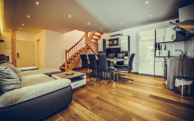 Aurellia Serviced Apartments