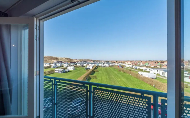 Apartment in Dunes With Stunning Views