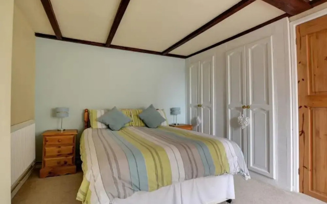 Cozy Holiday Home in East Runton near Beach