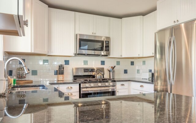 Four Seasons #4 - 2 Br Condo