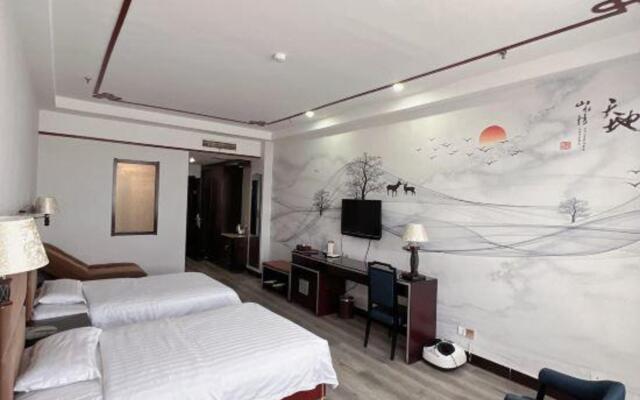 Helios Hotel