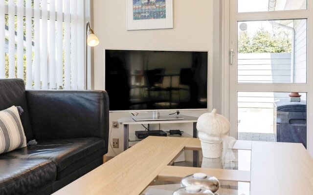 6 Person Holiday Home in Hals-by Traum