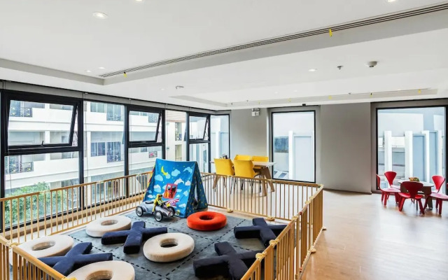 Sea View 2 Bed Room at Great Location