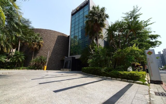 Eden Exoticism Planet Hotel