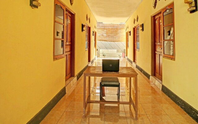 OYO Life 92954 Shanti Kost