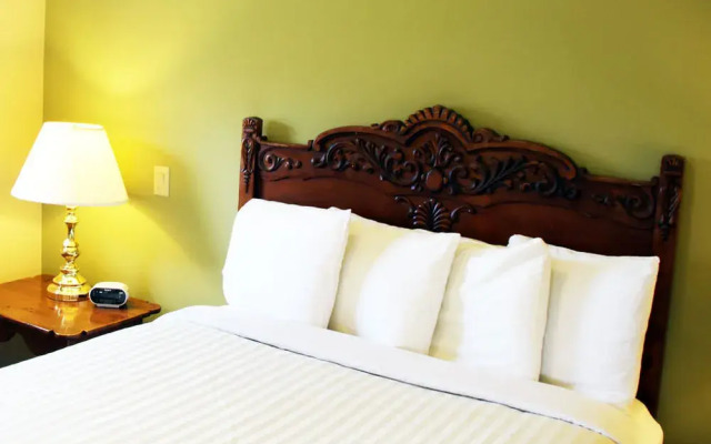 Mendota Lake House Inn