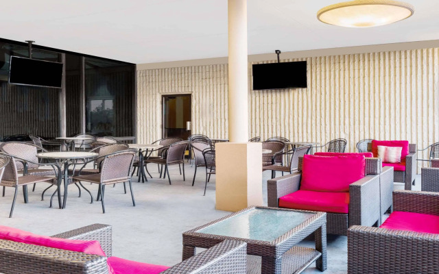 Clarion Hotel and Suites