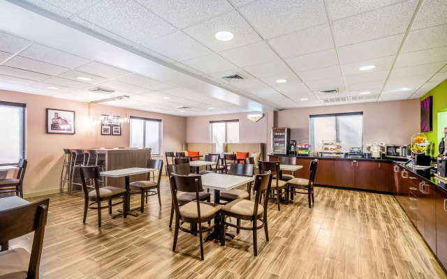 Sleep Inn & Suites Harrisonburg near University
