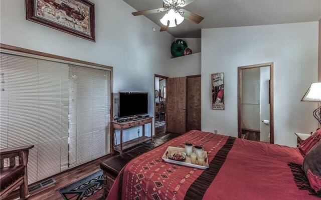 Homers Hideaway - Three Bedroom Cabin