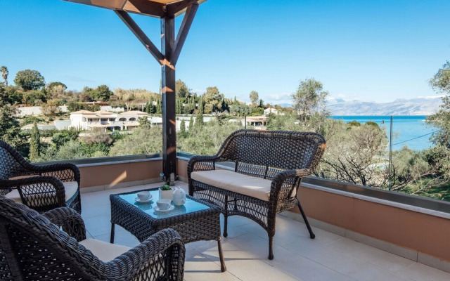Villa Breeze & Villa Coco by Konnect Avlaki Beach