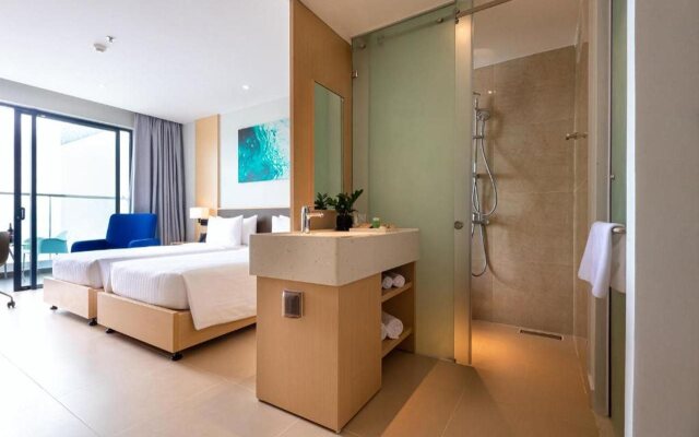 The Empyrean Cam Ranh Beach Resort Hotel