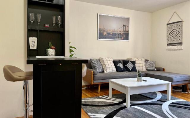 Entire Apartment near Times Square
