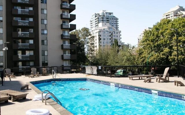 Pelicanstay in Burnaby Lake