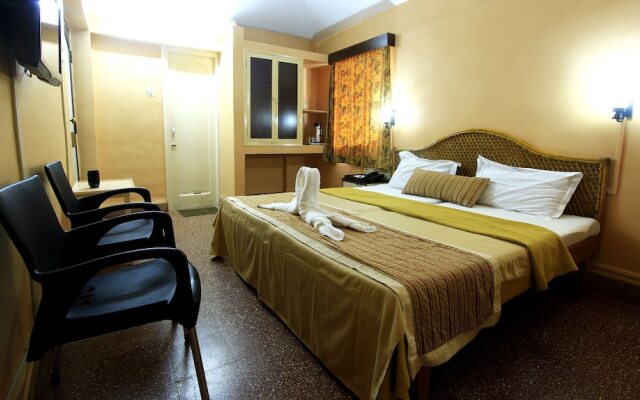 Hotel Gopika International