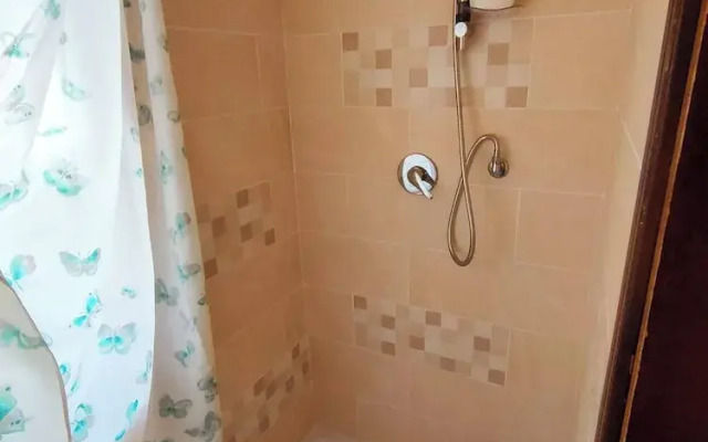 Room in Apartment - La Palma Double Room With Balcony Lapalmarooms