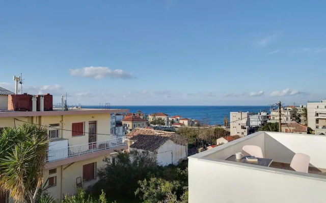 Sea City and Mountain View Apartment