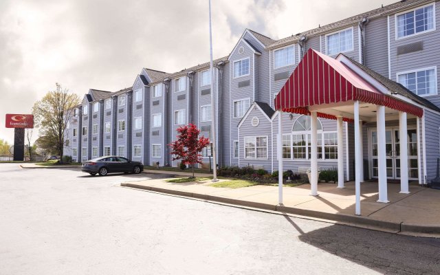 Econo Lodge & Suites Greenville