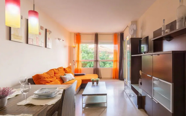 MalagaSuite Torremolinos Beach Apartment