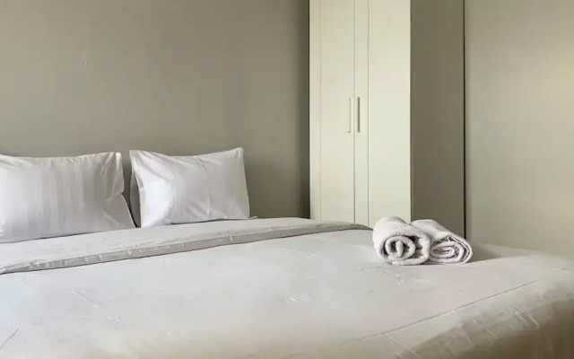 Cozy Studio at Belmont Residence Puri Apartment